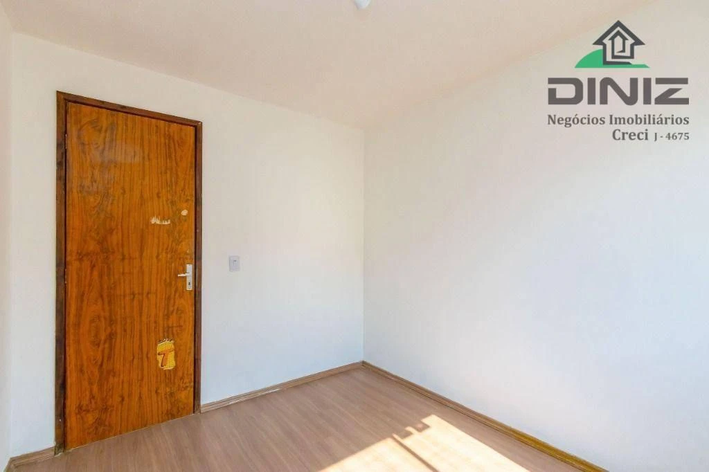 Apartment, 55 m², with wood or laminate floors — photo 4