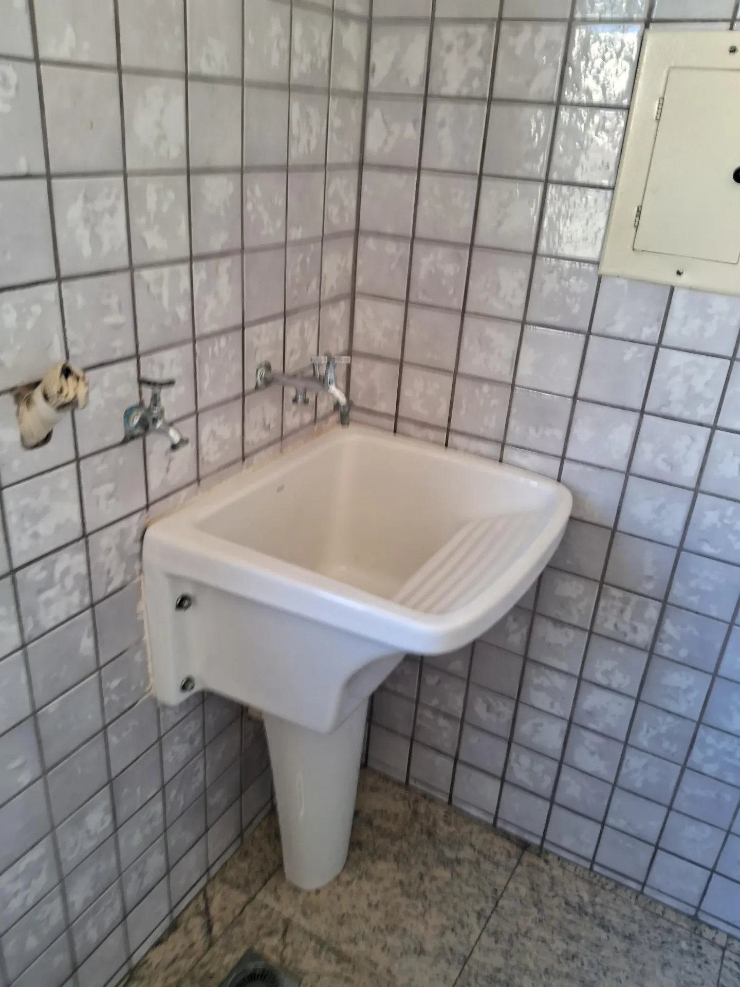 One-bedroom apartment with a home office in Curitiba — photo 14