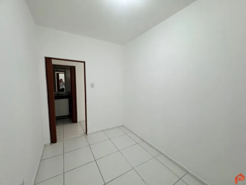 2-bedroom apartment, 52 m² — photo 2