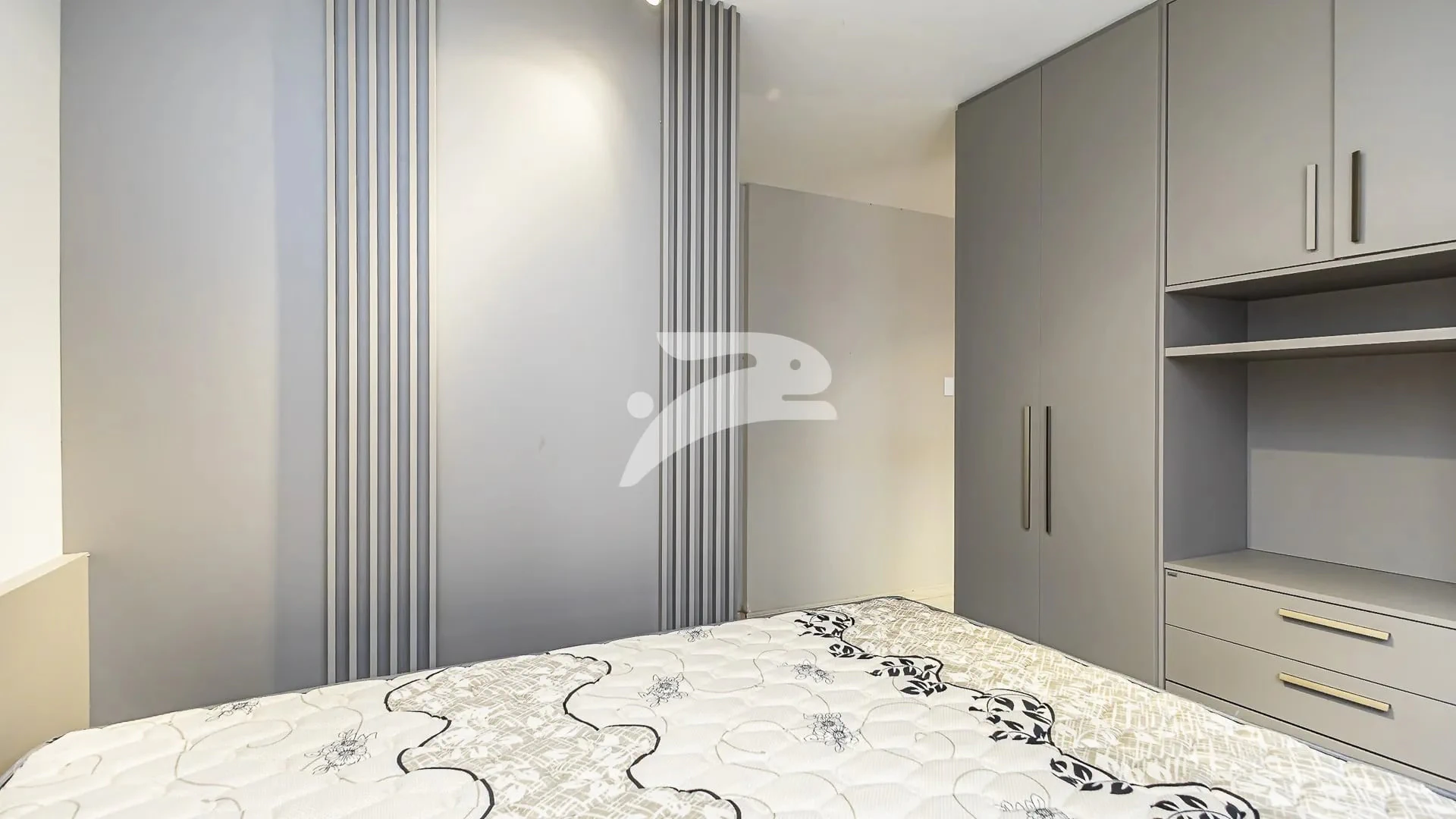 Apartamento mobiliado de 1 quarto com box de vidro — photo 16