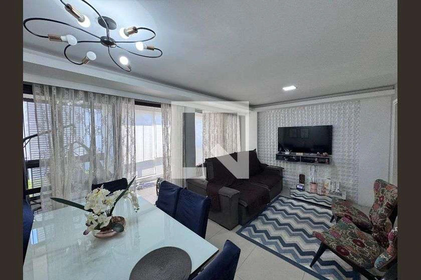 230 m² apartment with 4 bedrooms and 3 suites — photo 5