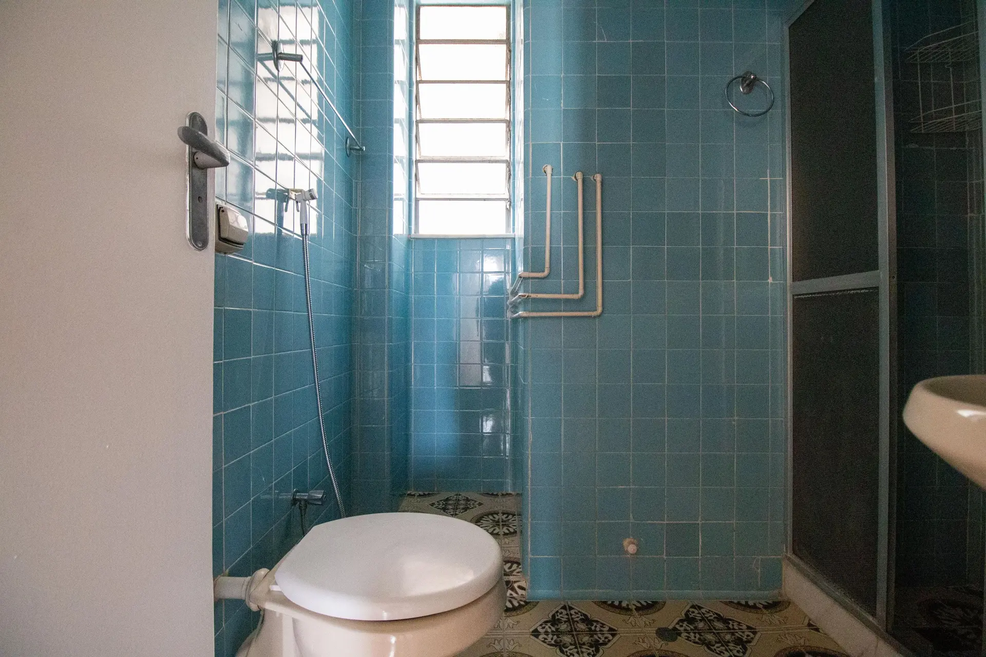 Квартира з 3 спальнями та заскленим балконом — photo 41