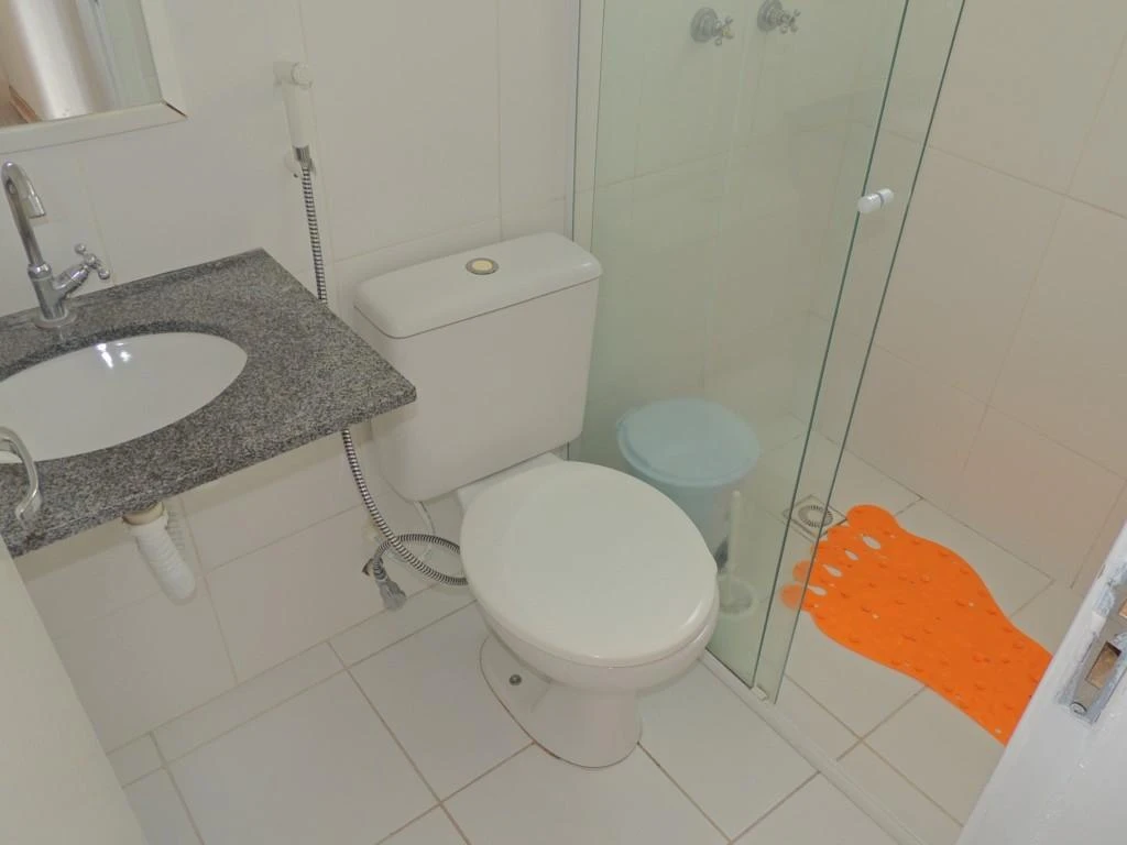 Квартира з 3 спальнями та заскленим балконом — photo 25