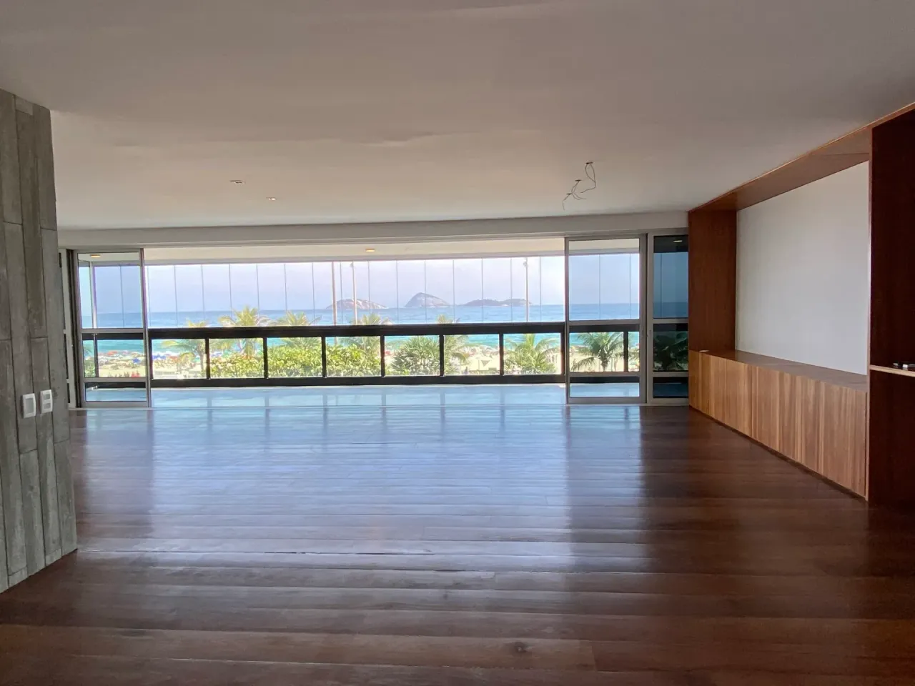 Apartamento con 3 habitaciones y balcón cerrado de vidrio — photo 10
