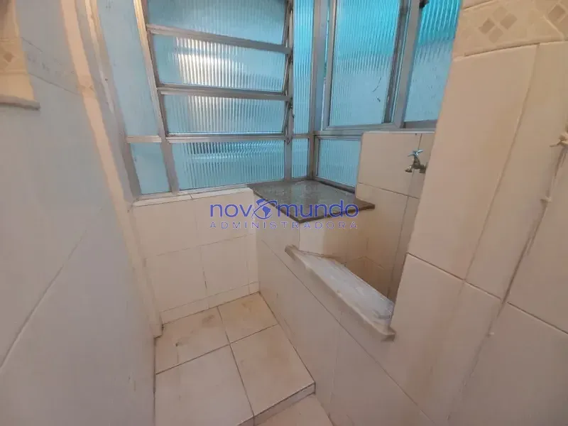 Unfurnished 2-bedroom apartment with 2 bathrooms — photo 7