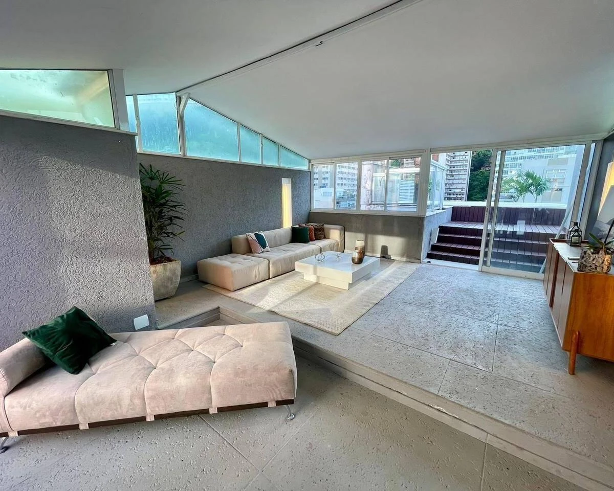 Triplex furnished penthouse with balcony and barbecue