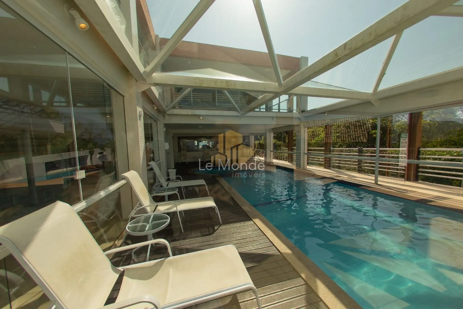Apartamento amueblado con 4 dormitorios y 382 m² — photo 63