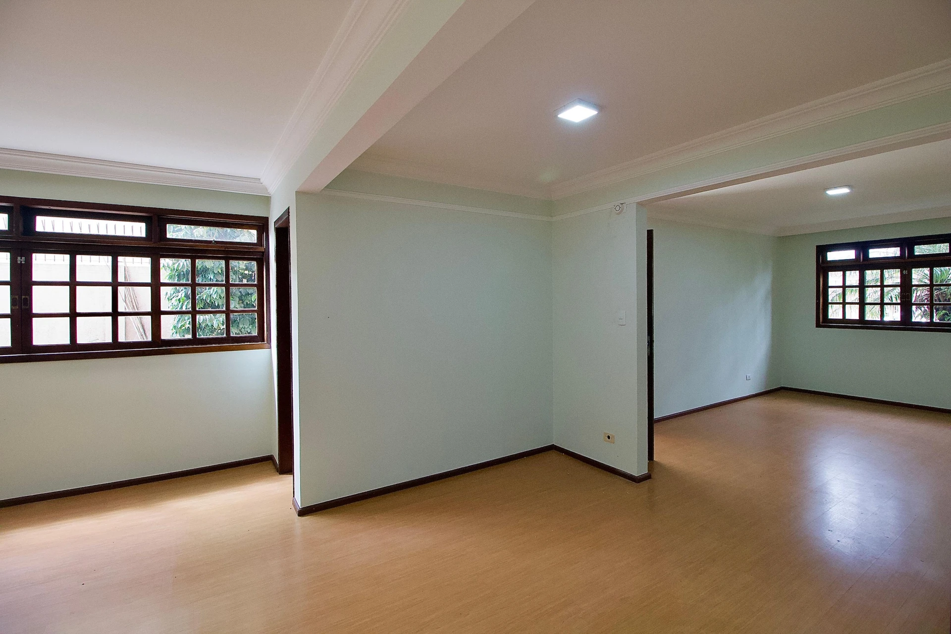 4-bedroom house with a garden in Curitiba — photo 2