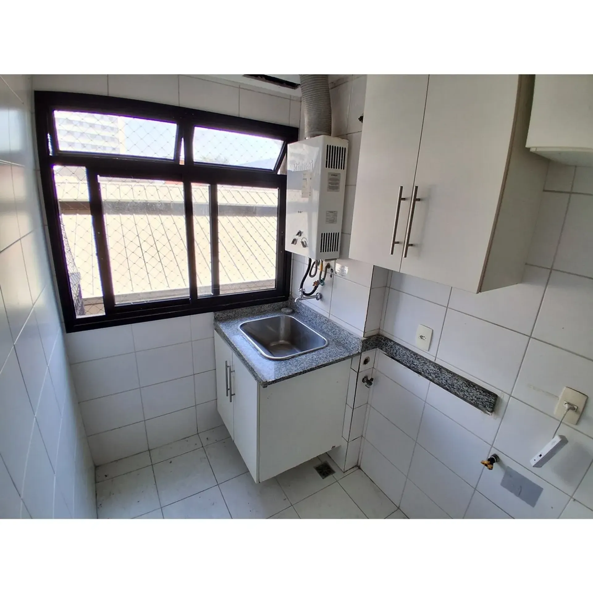 73 m² 2-bedroom rental apartment with balcony — photo 45