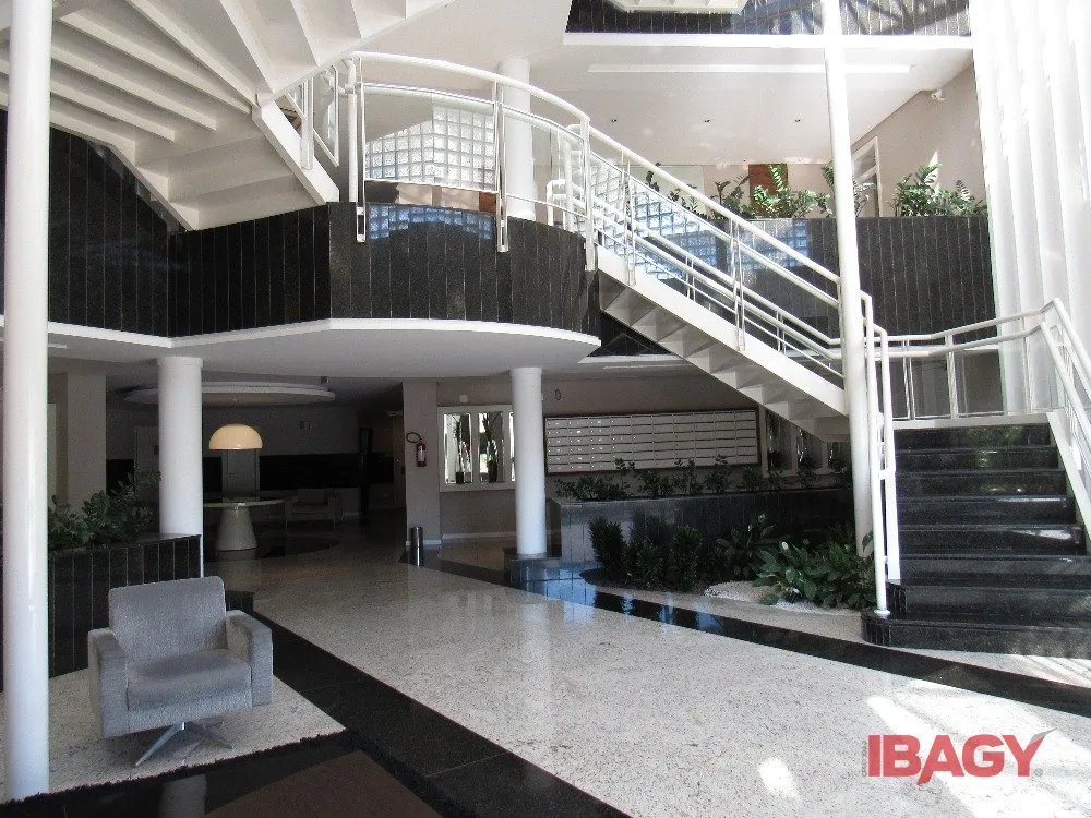 Квартира с 2 спальнями, 1 с ванной, и 2 парковочными местами — photo 30