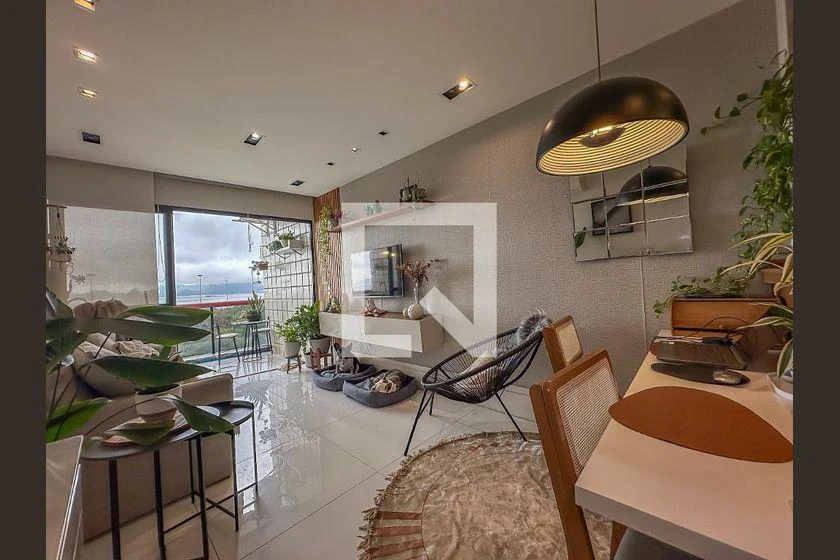 Furnished 2-bedroom apartment with a ready desk — photo 8
