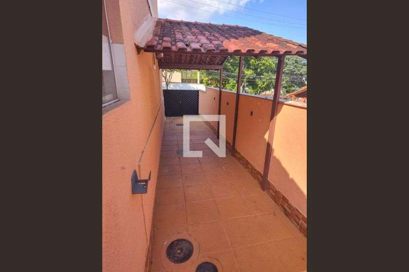 Condo house with 2 bedrooms and mountain-view windows