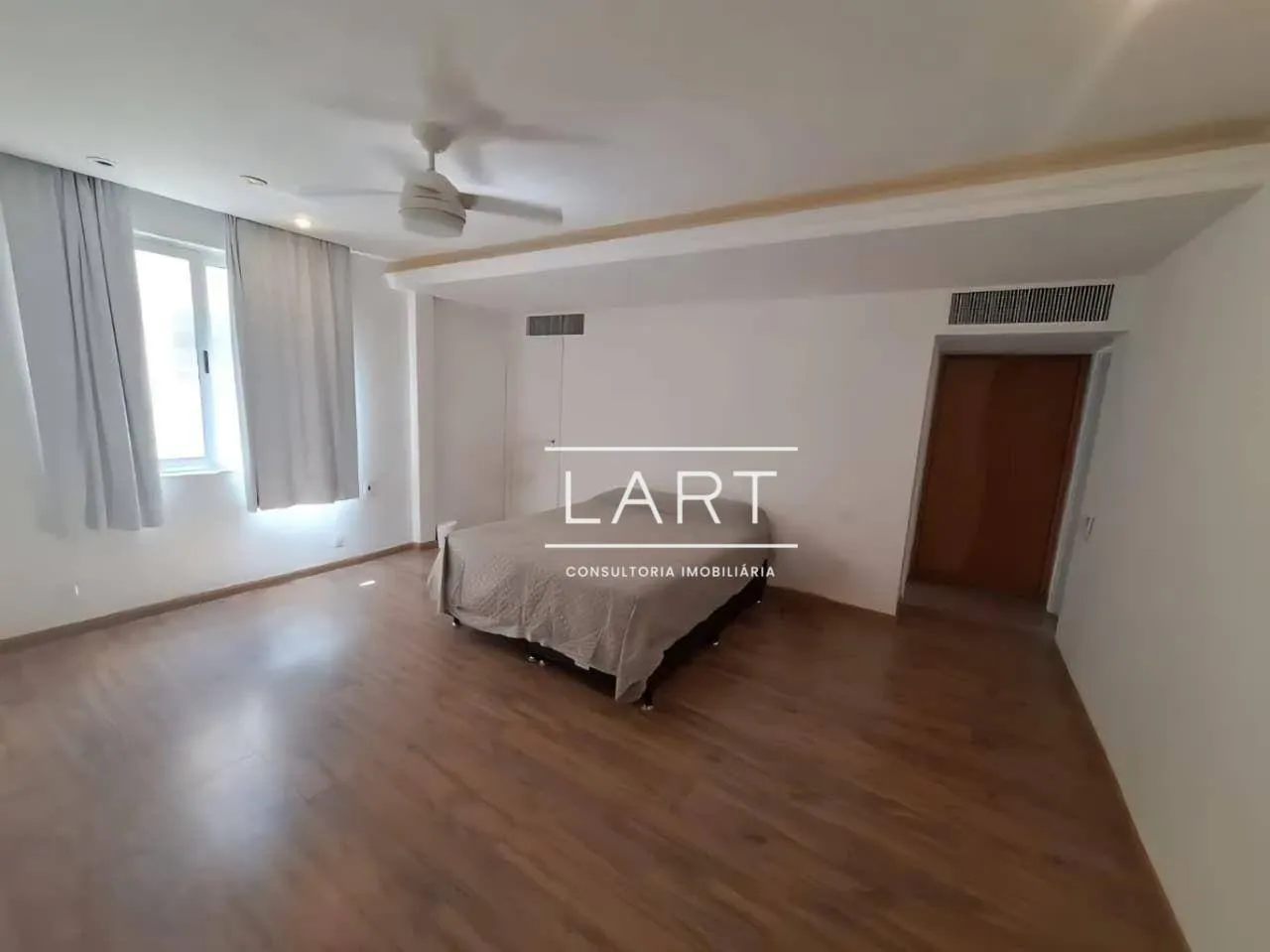 Furnished apartment with 2 bedrooms and 203 m² — photo 6