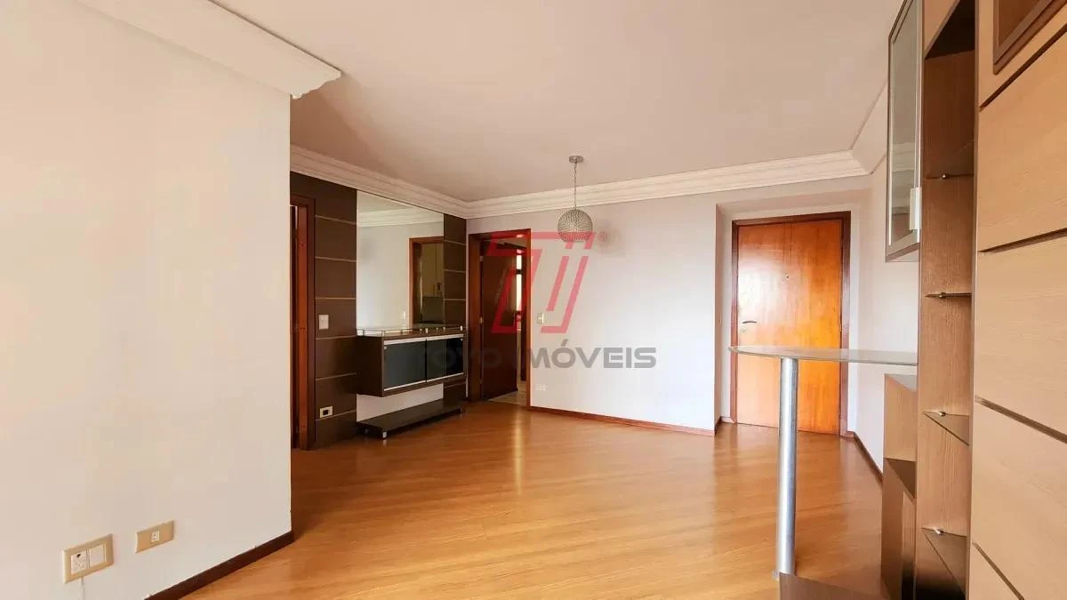 3-bedroom apartment with a bathtub in Curitiba — photo 10