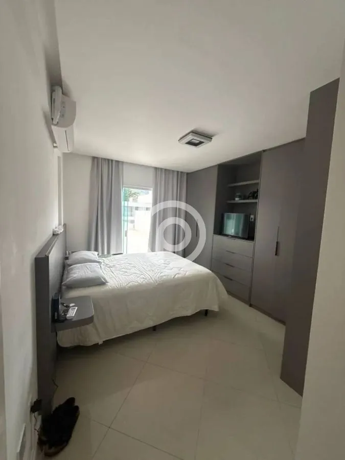 Ванна та 5 спалень: будинок 400 м² — photo 4