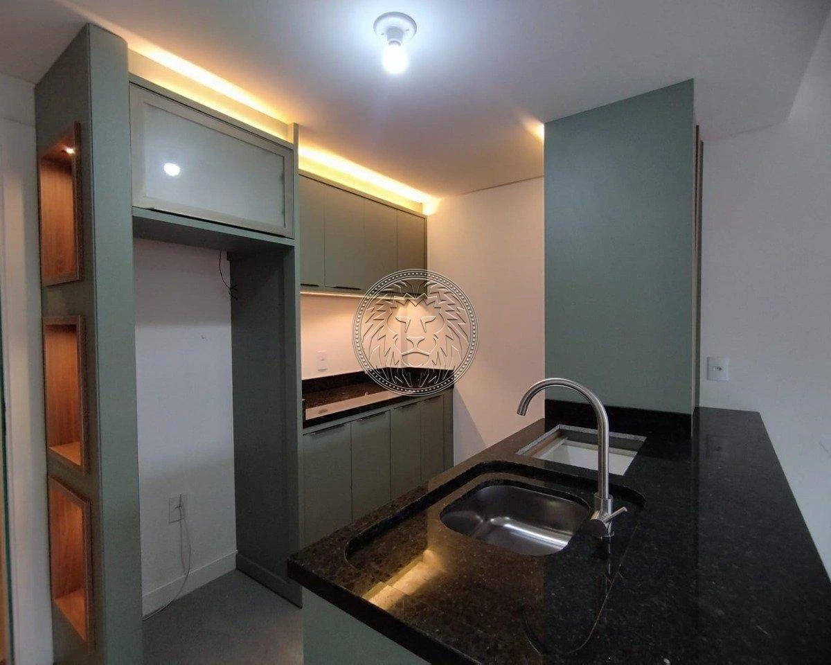 Пральна машина та 2 спальні: квартира 70 м² — photo 37