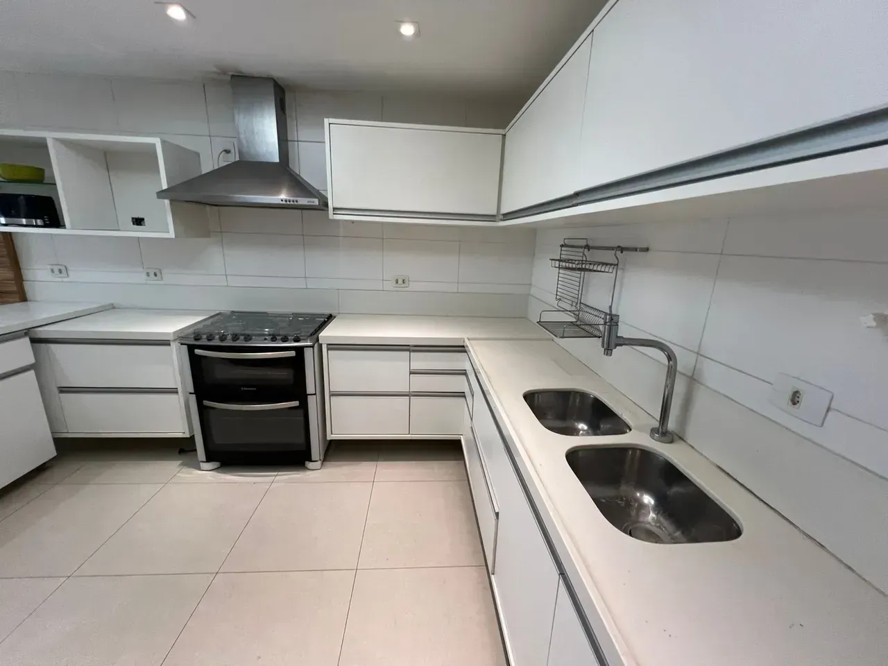 Casa com 5 quartos e 5 banheiros, 3 vagas — photo 10