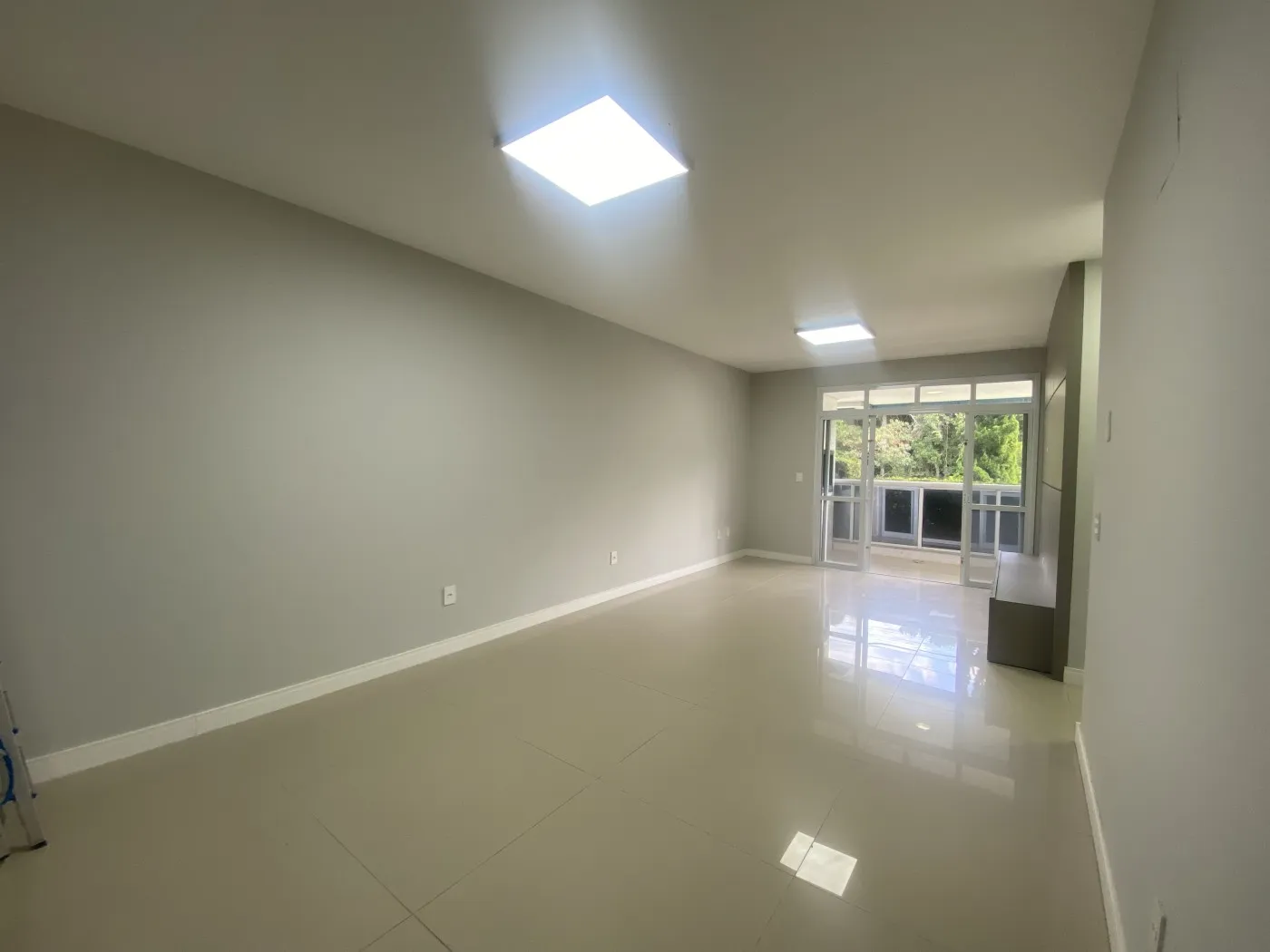 Apartamento en planta baja con 4 dormitorios y 3 suites — photo 4