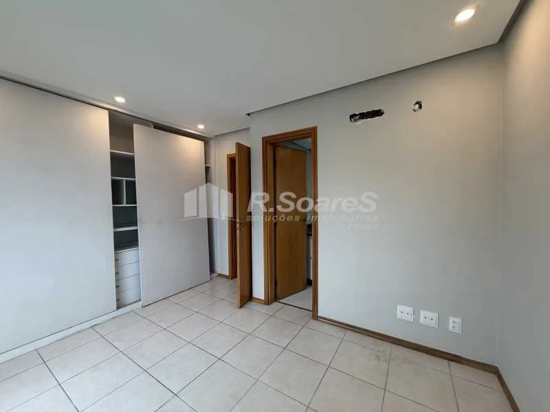 Apartamento de 3 quartos em condomínio com piscina aquecida — photo 12