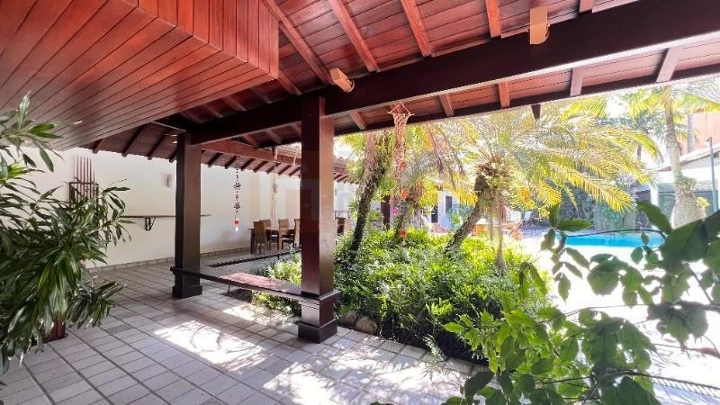 Casa sem mobília com 5 suítes e 7 banheiros — photo 44