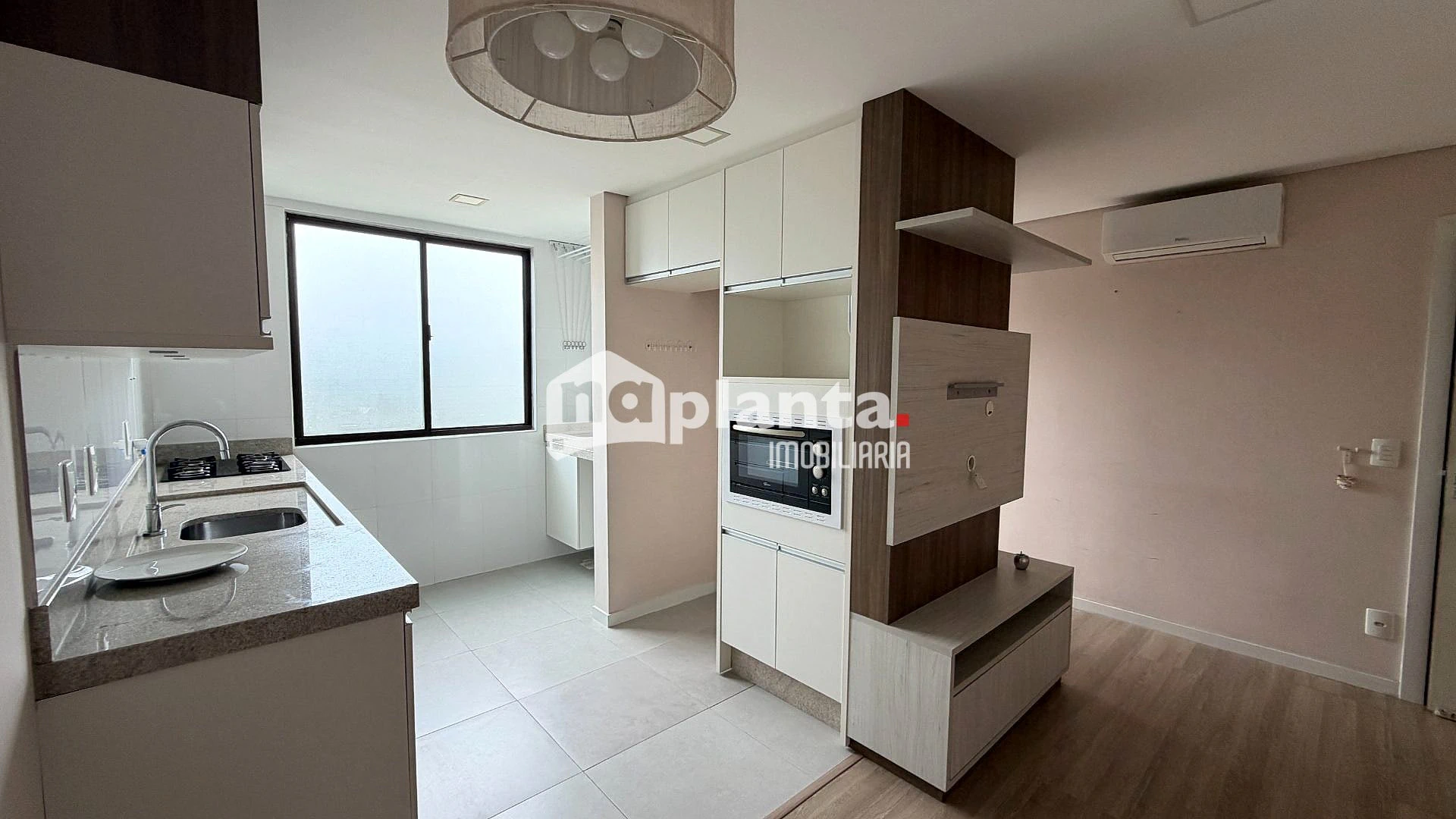 One-bedroom apartment in a building with a pool — photo 6