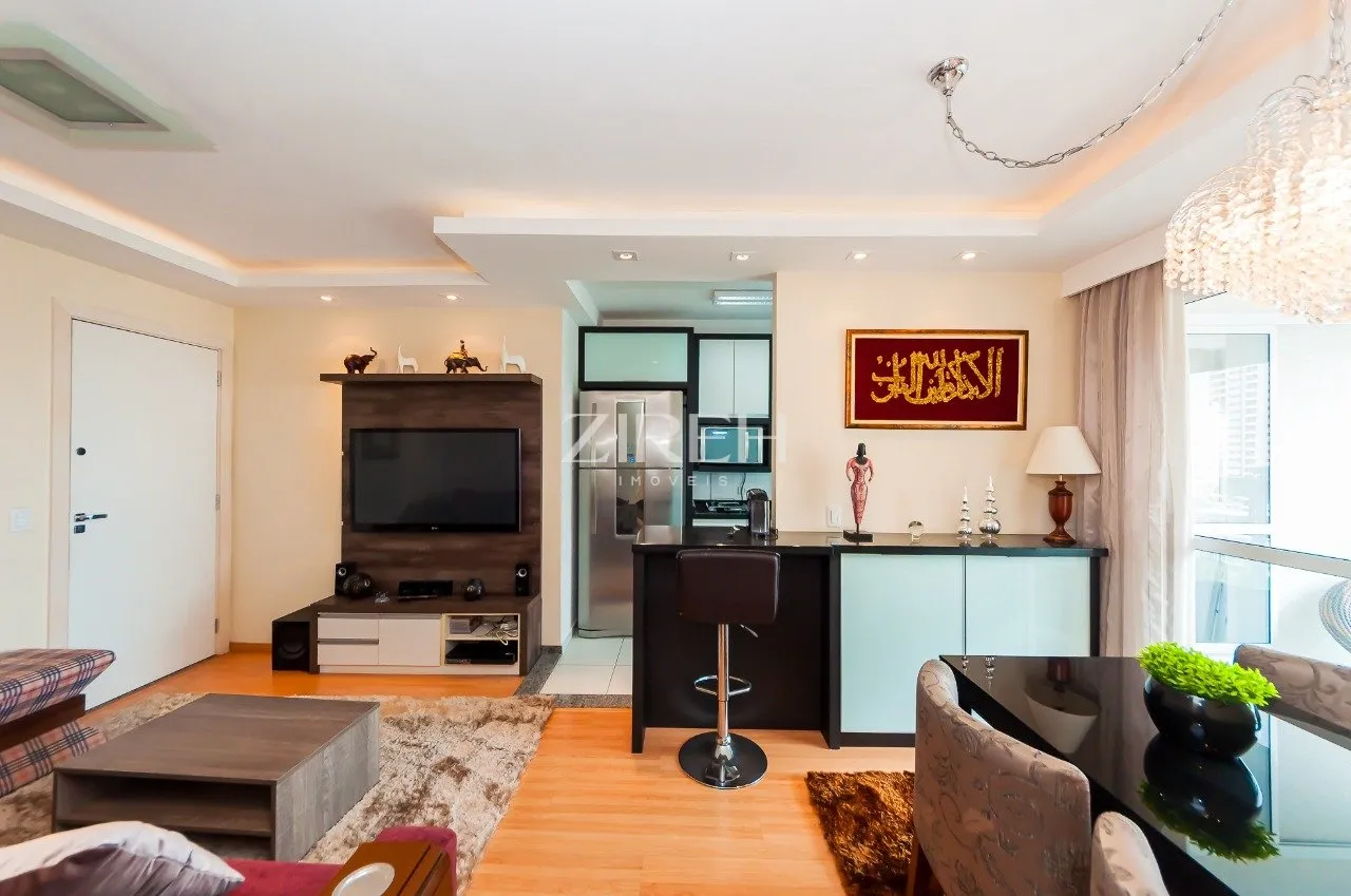 Квартира 70 м² с застеклённым балконом и рабочим местом — photo 3