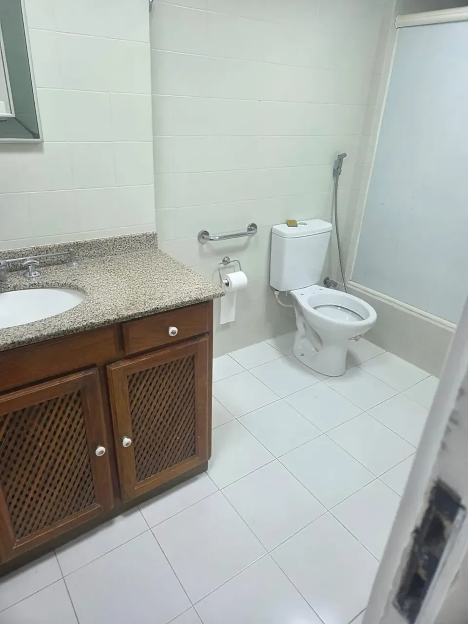 Apartamento com 2 quartos e 79 m², vista da cidade — photo 2