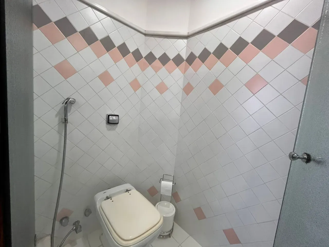 Ванна и 4 спальни: дом 598 м² — photo 26