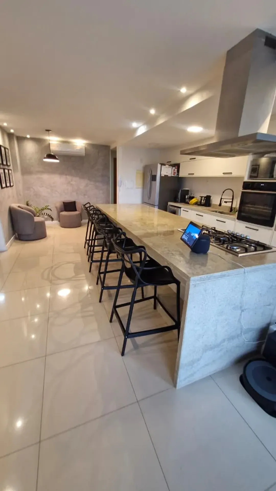 Furnished penthouse with 4 en-suite bedrooms, 186 m² — photo 11