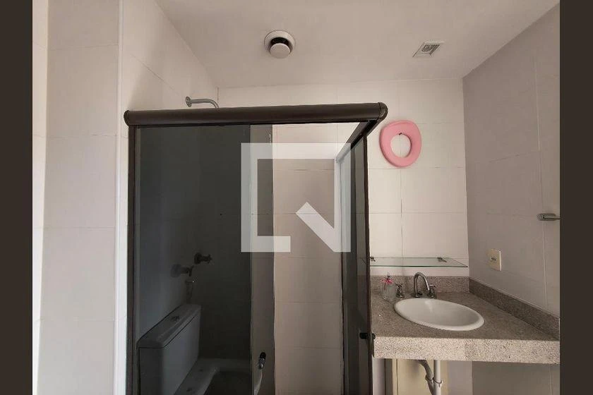 Apartment with 4 en-suite bedrooms and 156 m² — photo 31