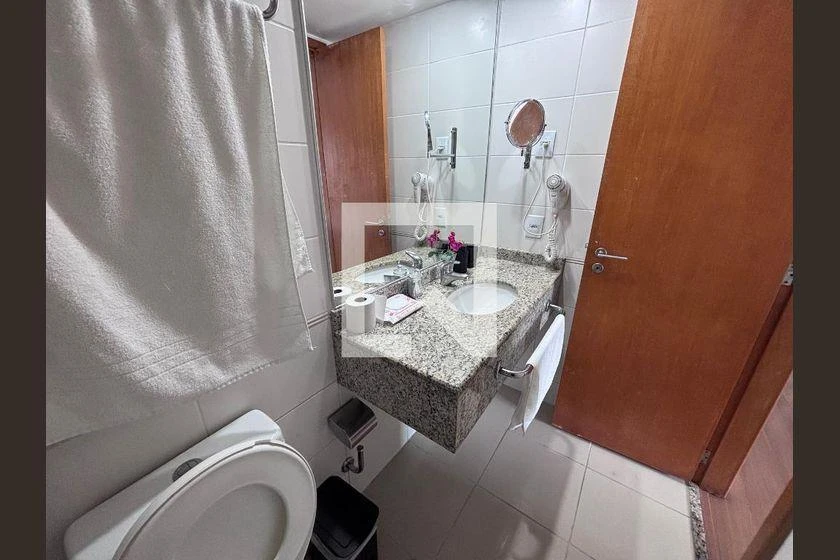 Apartamento mobiliado de 35 m² com 1 quarto e varanda — photo 12