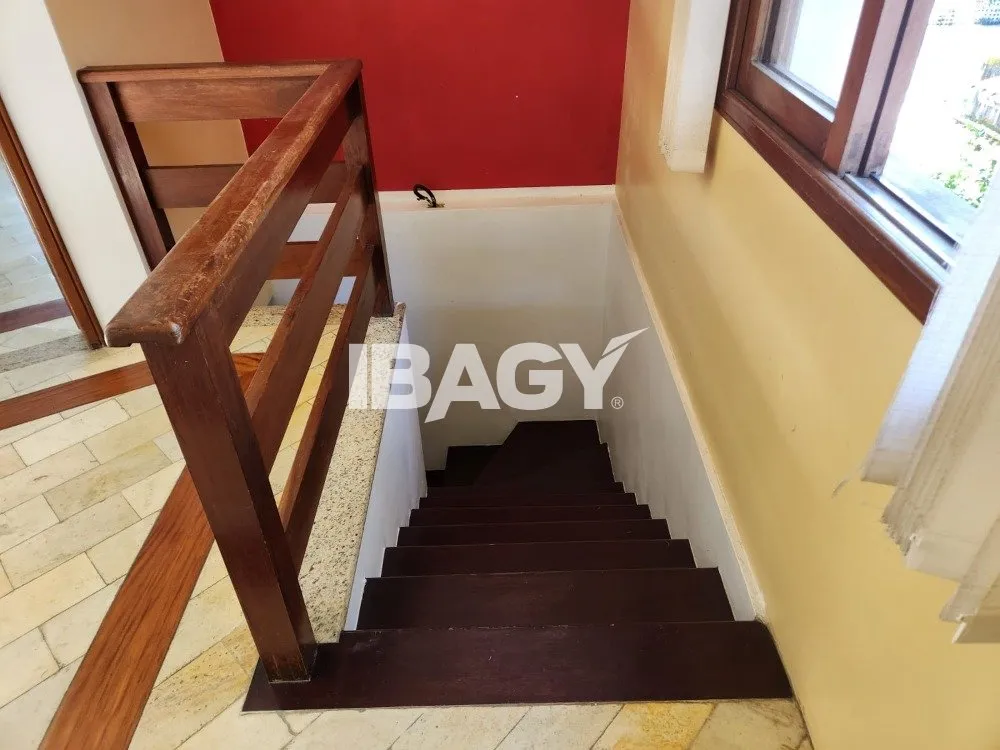6-bedroom house with 600 m²; 3 suites and 5 bathrooms — photo 51
