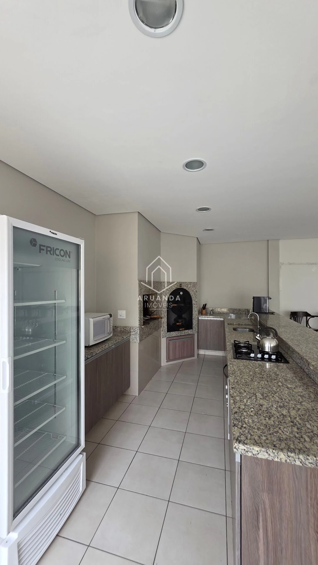 Apartamento mobiliado com espaço de home office e 2 quartos — photo 26