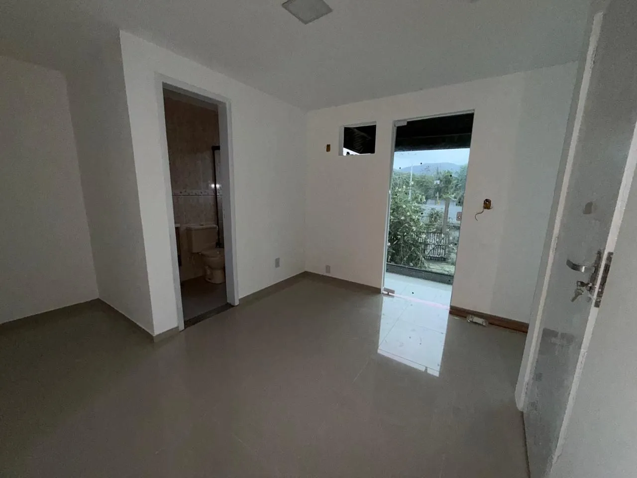 House with open-plan kitchen and 3 bedrooms — photo 10