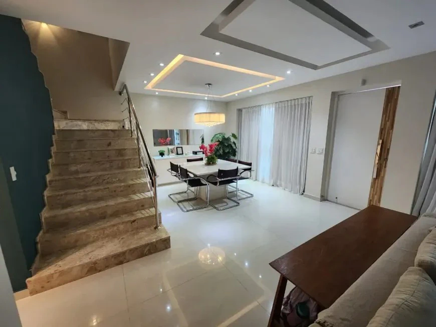 Casa mobiliada com 4 quartos, cozinha aberta e 370 m² — photo 18
