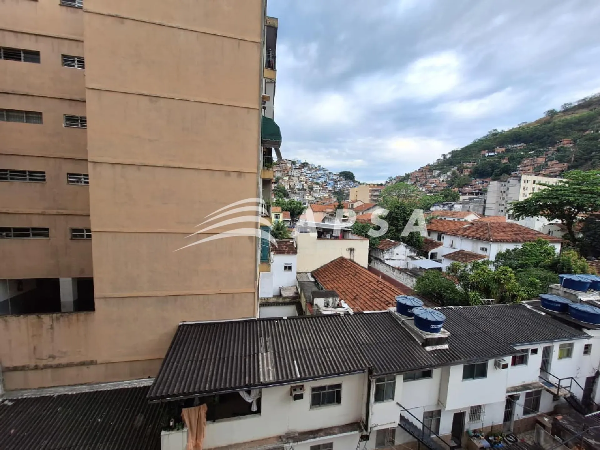 Mountain view in a 2-bedroom apartment, 70 m² — photo 8