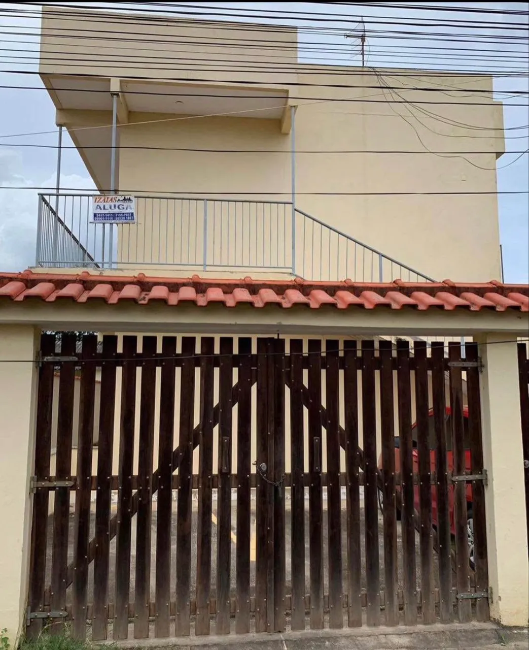 Casa com 2 quartos e 1 banheiro, cozinha com armários — photo 3