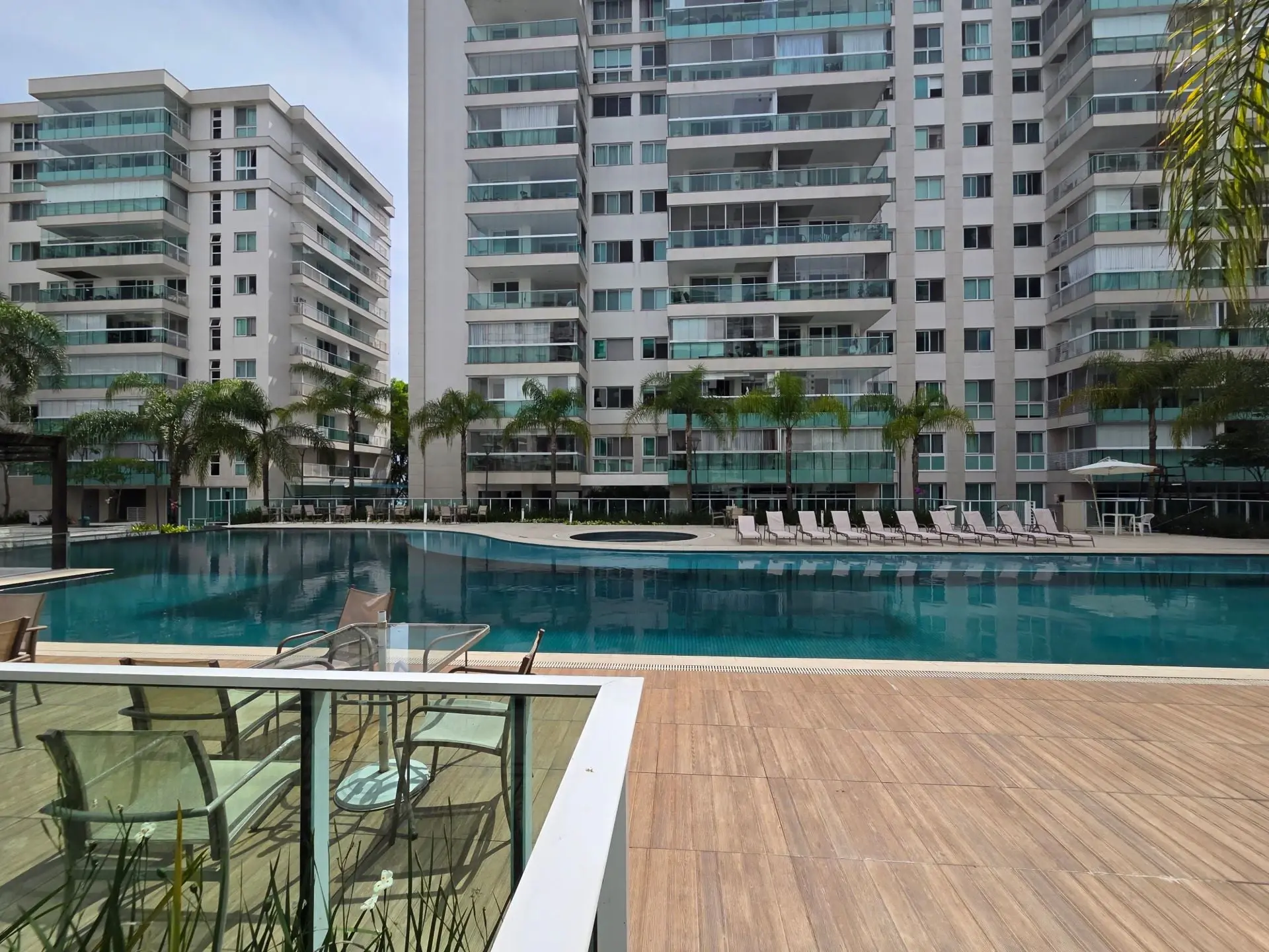 2-bedroom apartment with a mountain view in Rio de Janeiro — photo 4