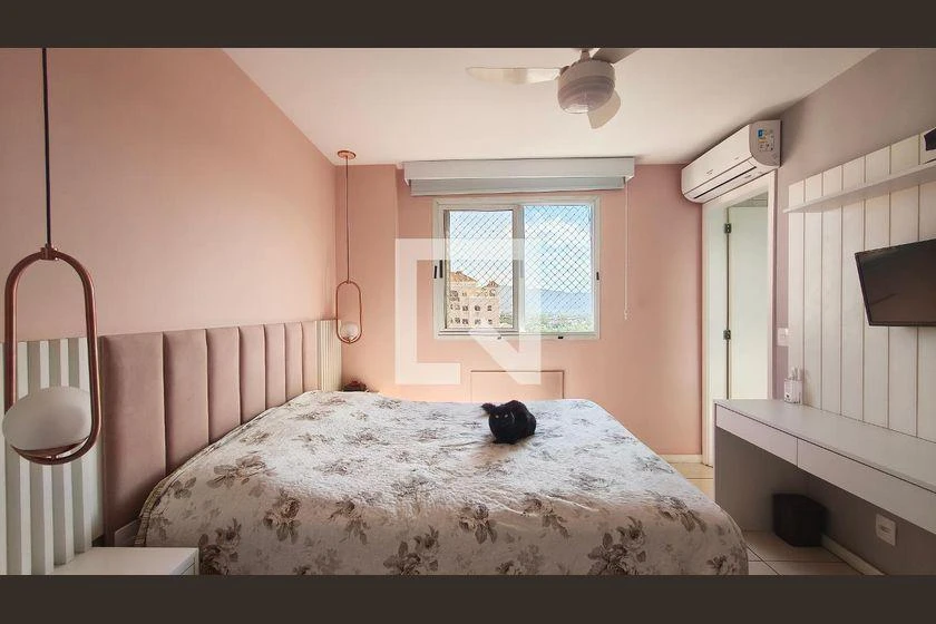 3-bedroom apartment in a building with a gym — photo 22