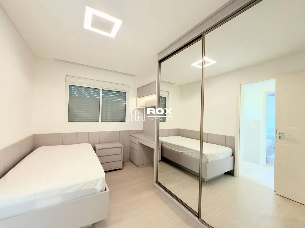 3-bedroom apartment with a jacuzzi in Curitiba — photo 16