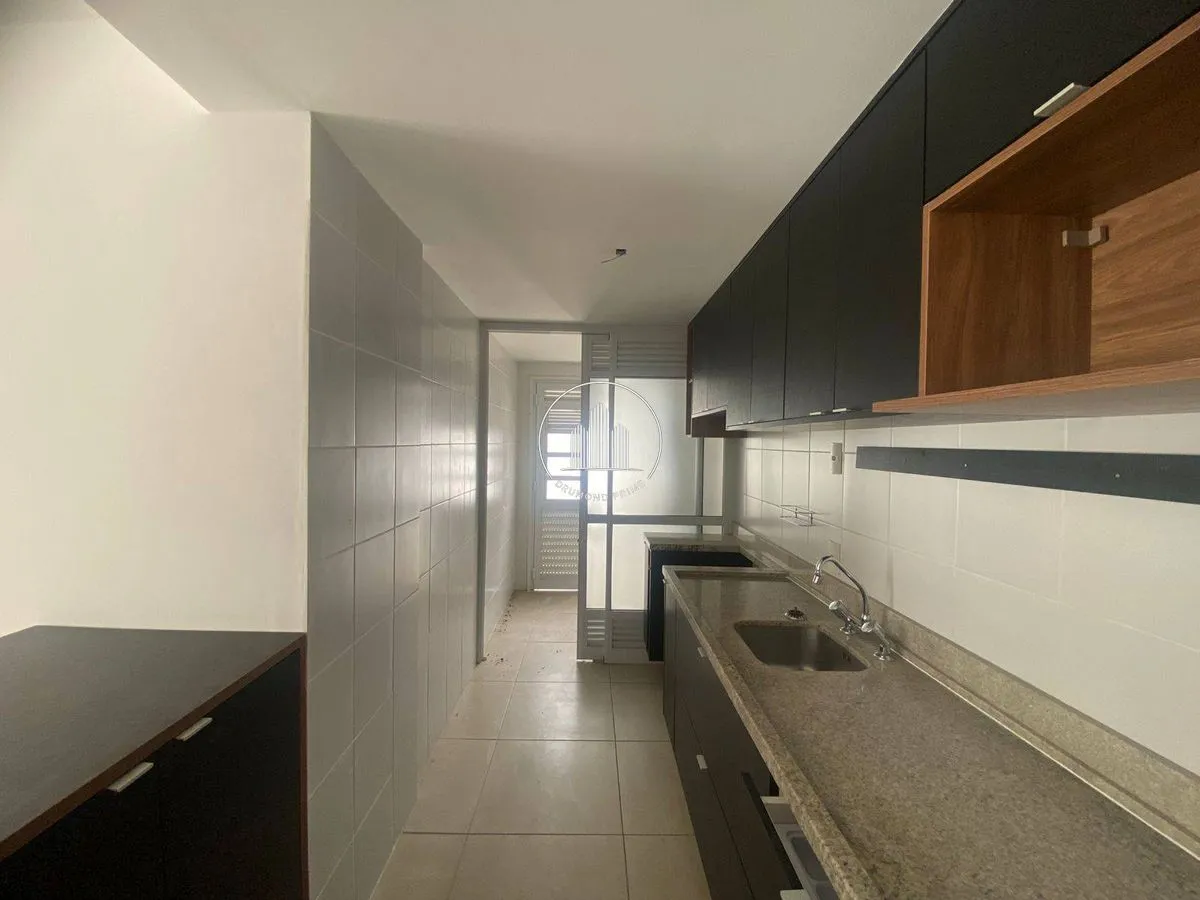 3 en-suite bedroom apartment with 337 m² and 2 parking — photo 4