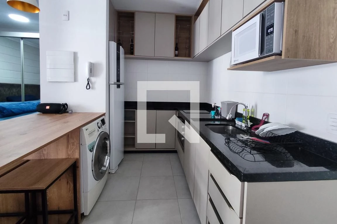 Washing machine in a one-bedroom apartment, 33 m² — photo 5