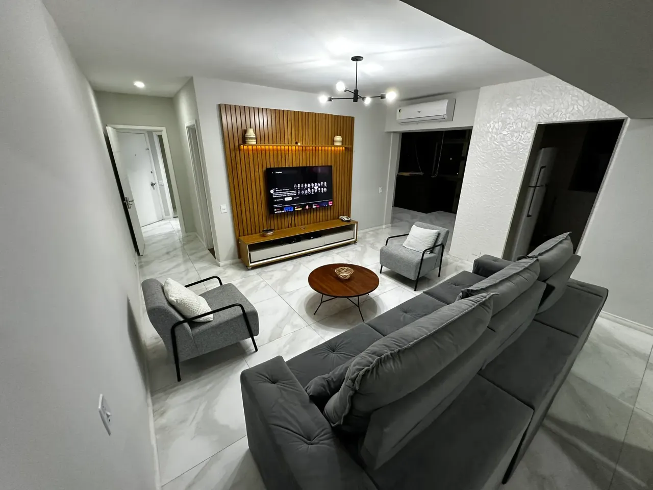 Furnished apartment with 2 bedrooms and 2 parking spaces — photo 6