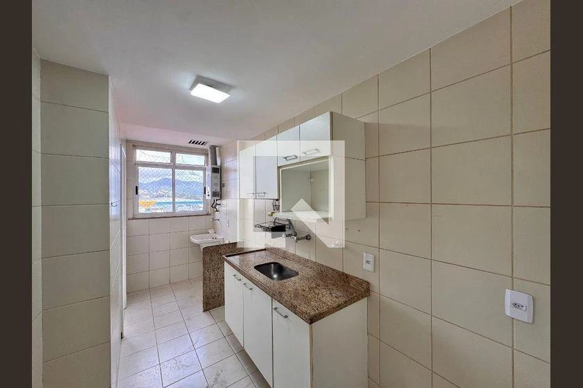 2-bedroom apartment in a building with a gym — photo 23