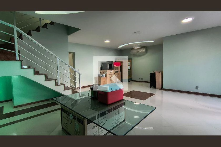 Casa de 300 m² com 3 suítes e 6 banheiros — photo 9