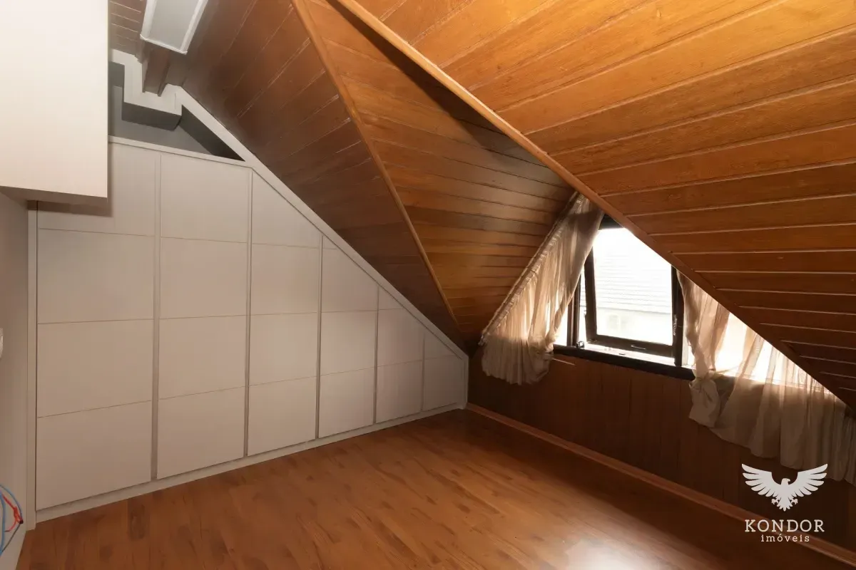 3-bedroom house with a home office in Curitiba — photo 32