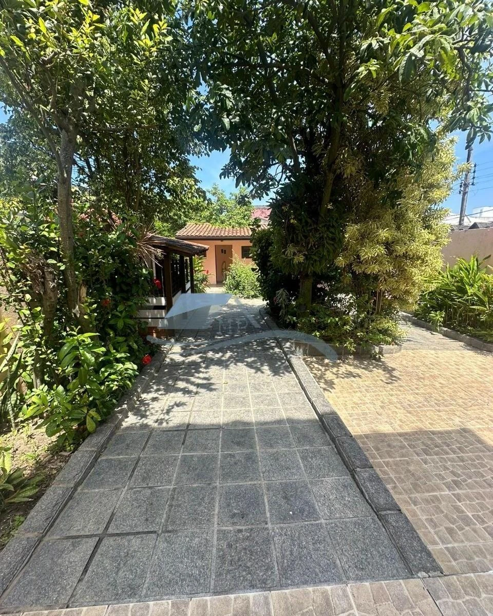 Furnished 167 m² house with a closed kitchen and gas stove — photo 24