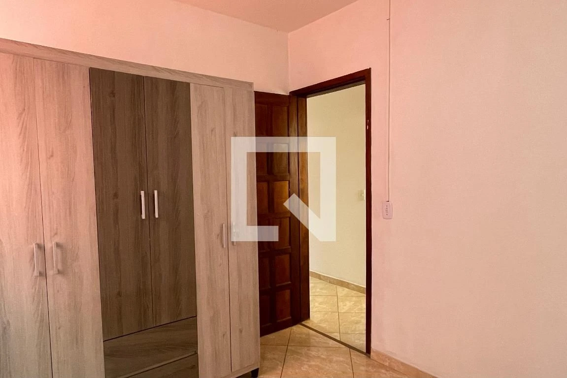 Unfurnished house with 2 bedrooms and private garden — photo 20
