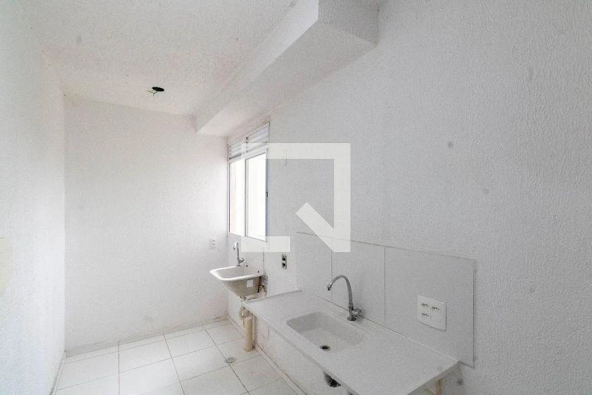 Apartamento de 2 quartos em condomínio com piscina — photo 13