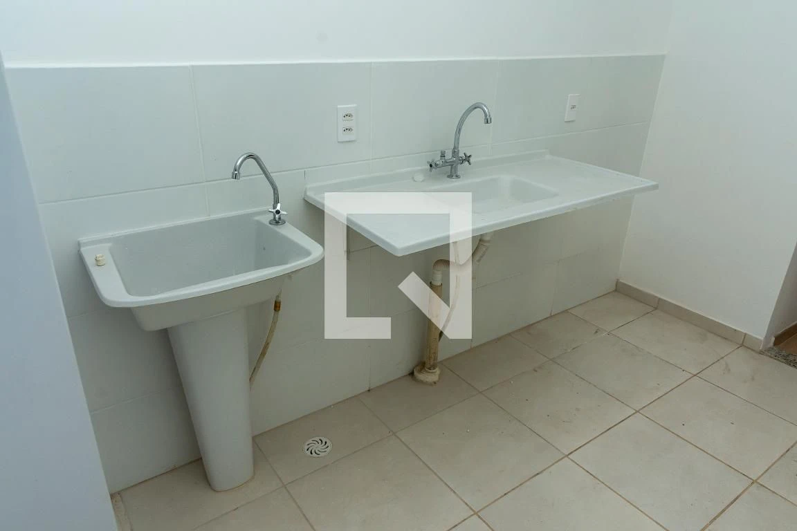 2-bedroom apartment in a building with a gym — photo 52